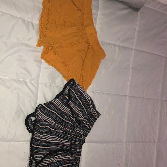Shorts - Picture 1 of 3